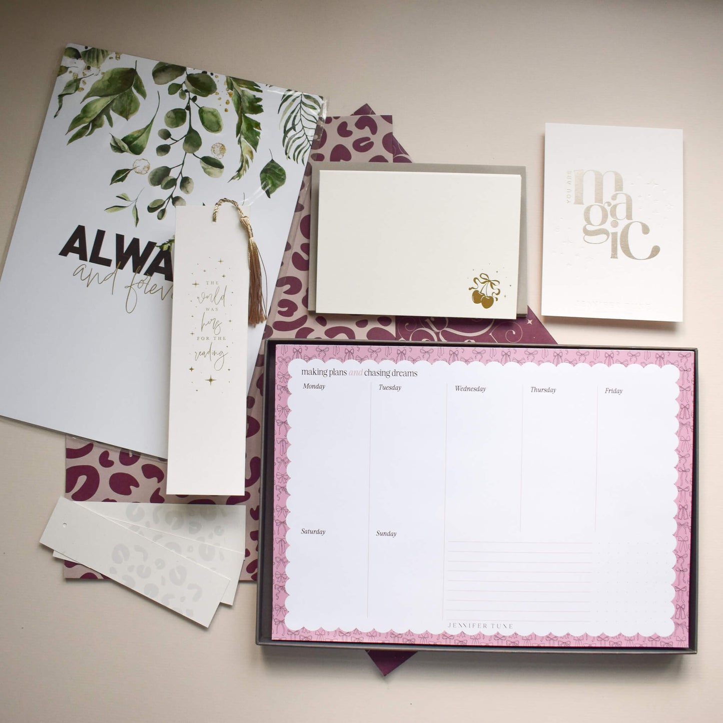 Luxury Stationery Gift Box For Her43.jpg