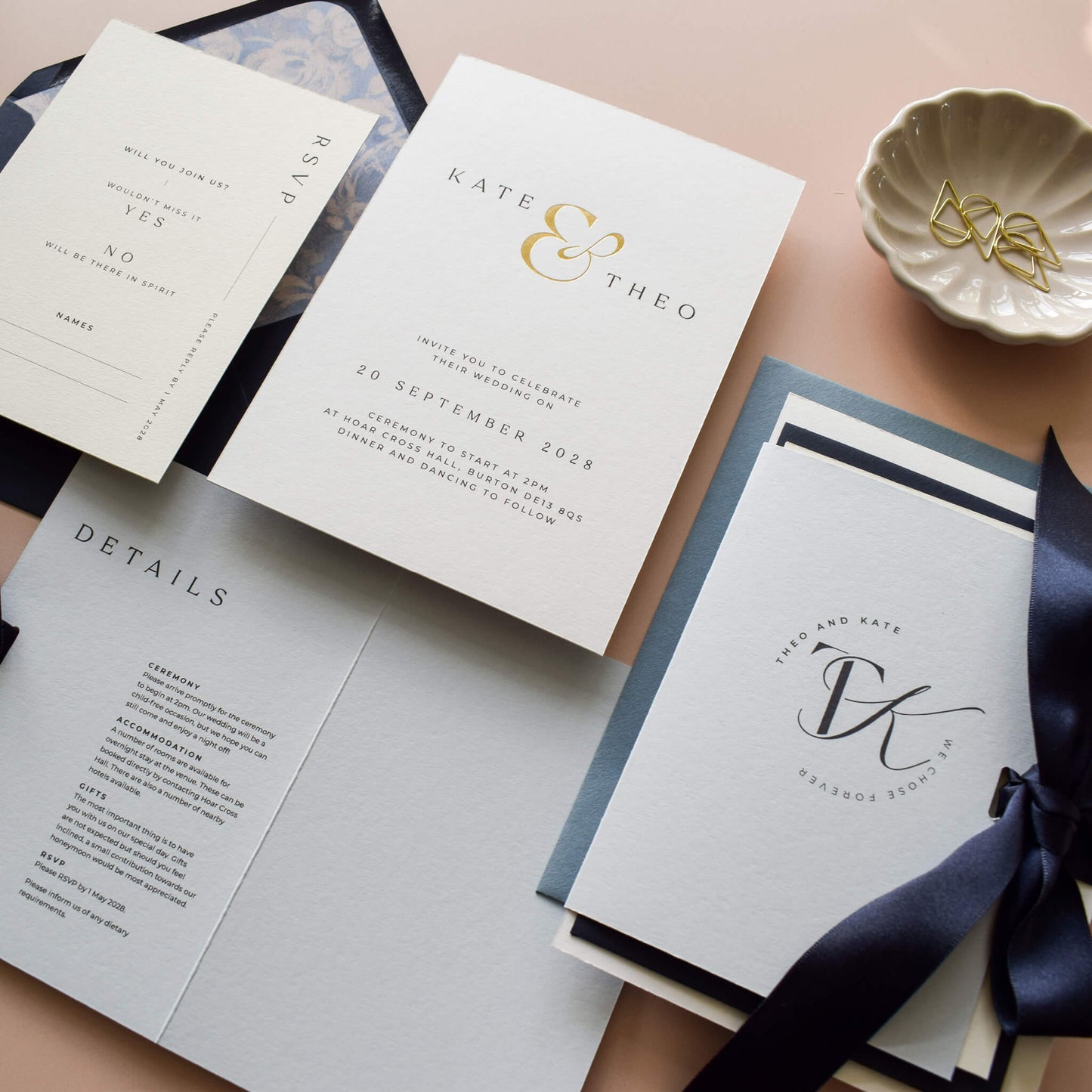 The Ampersand - Three Card Suite