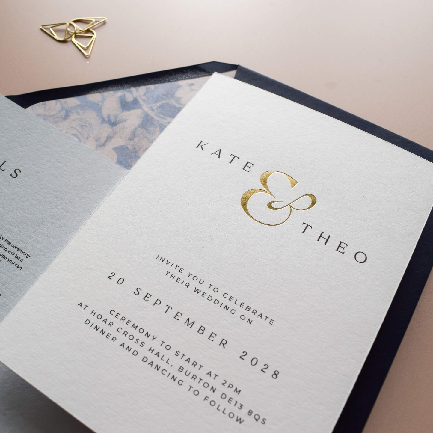 The Ampersand - Two Card Suite