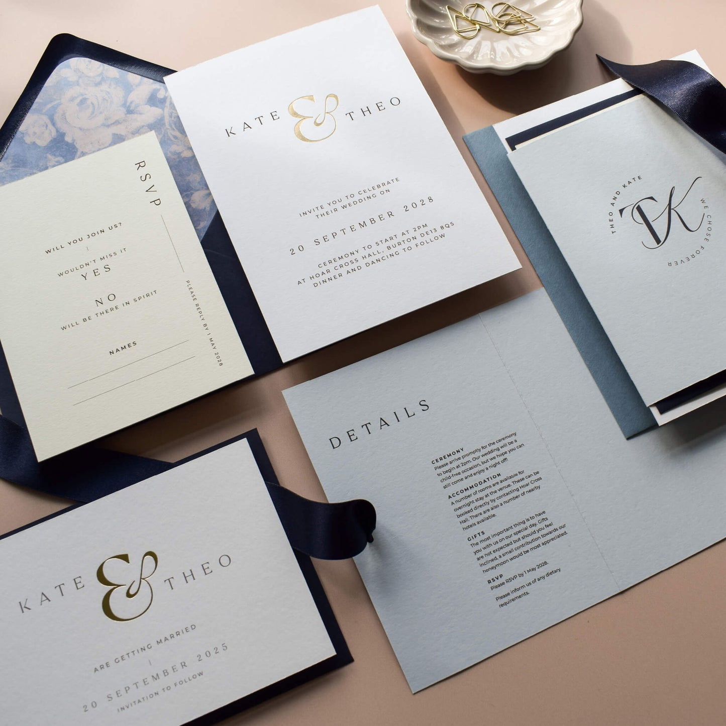 The Ampersand - Three Card Suite